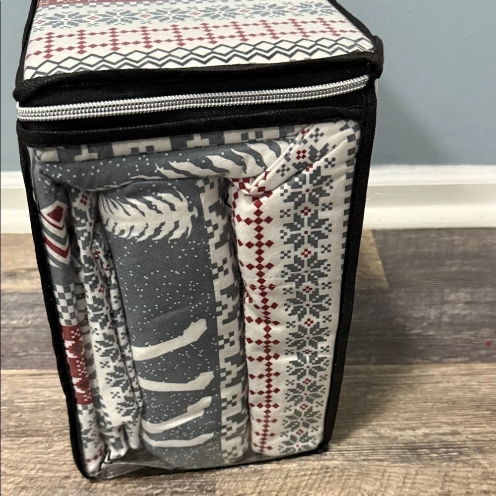 Holiday Flannel Sheet Set - Red and Gray